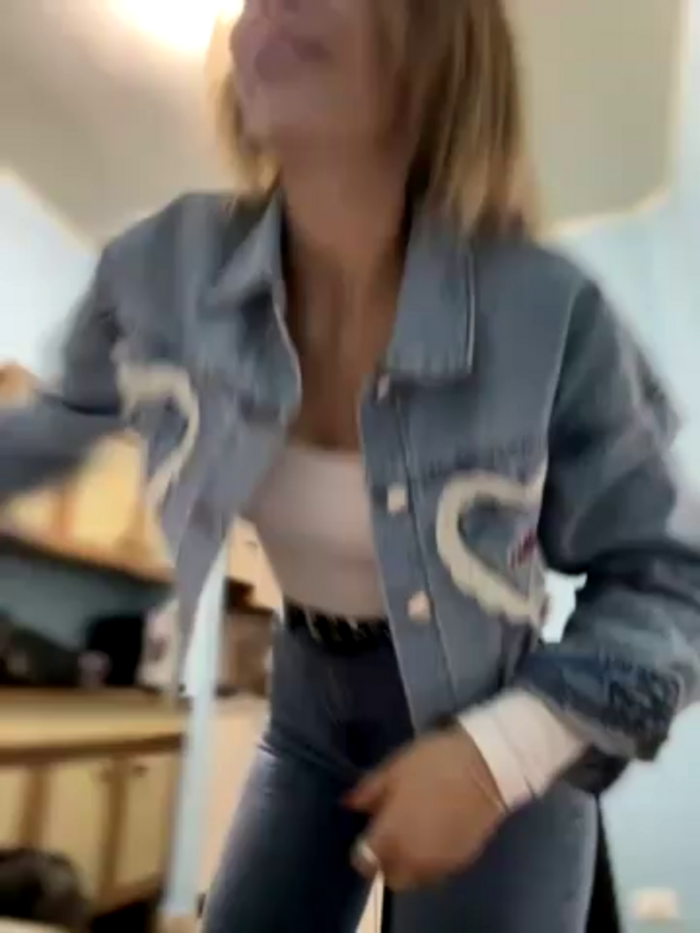 AnastasiaAniess