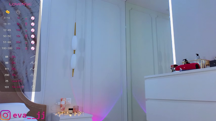 Eva_JJ