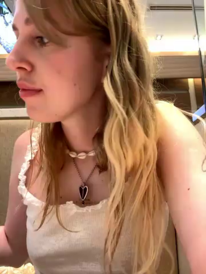 Kira_Miu