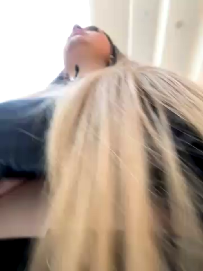 Teya_moon_