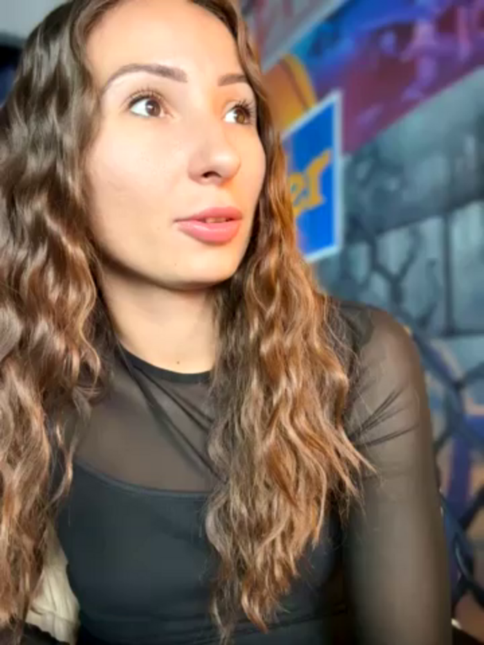 YOUR-KARINA