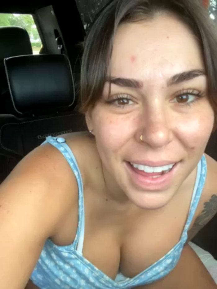 PublicPlaygirl_Lea