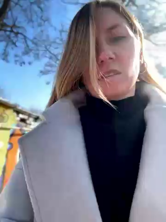 Crazy-Rosa