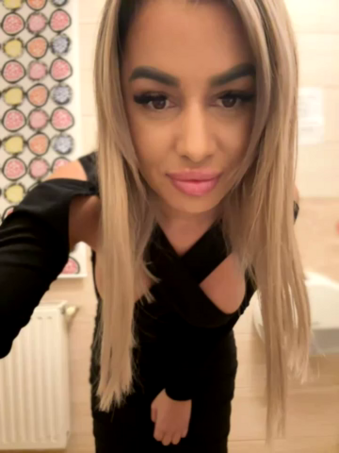 KirstieVegas