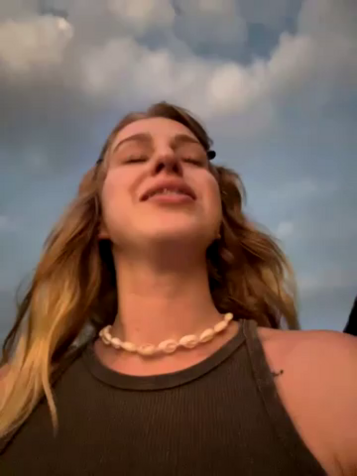 Kira_Miu