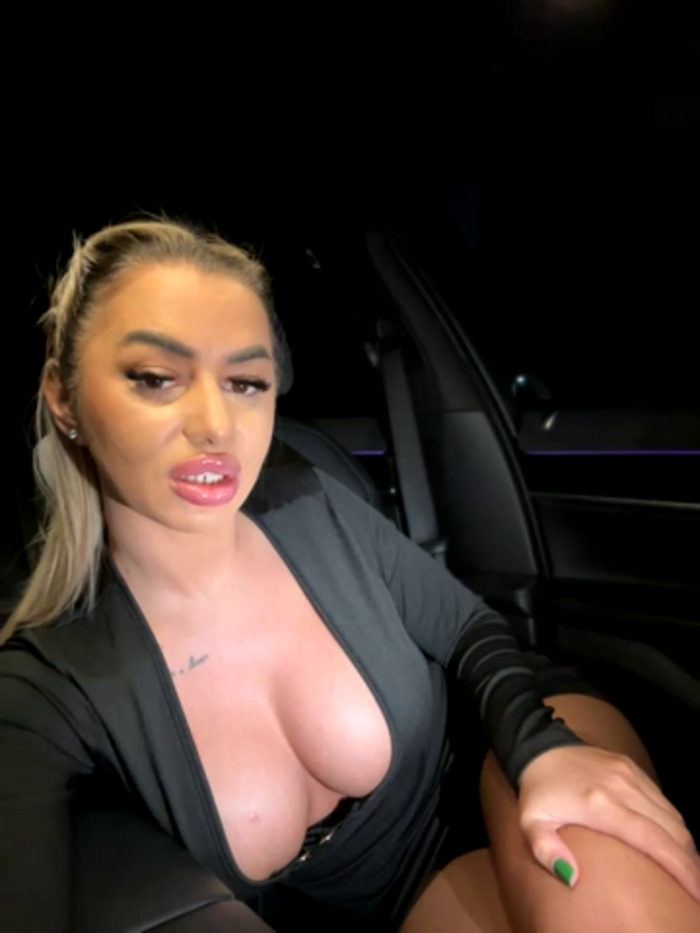 KirstieVegas