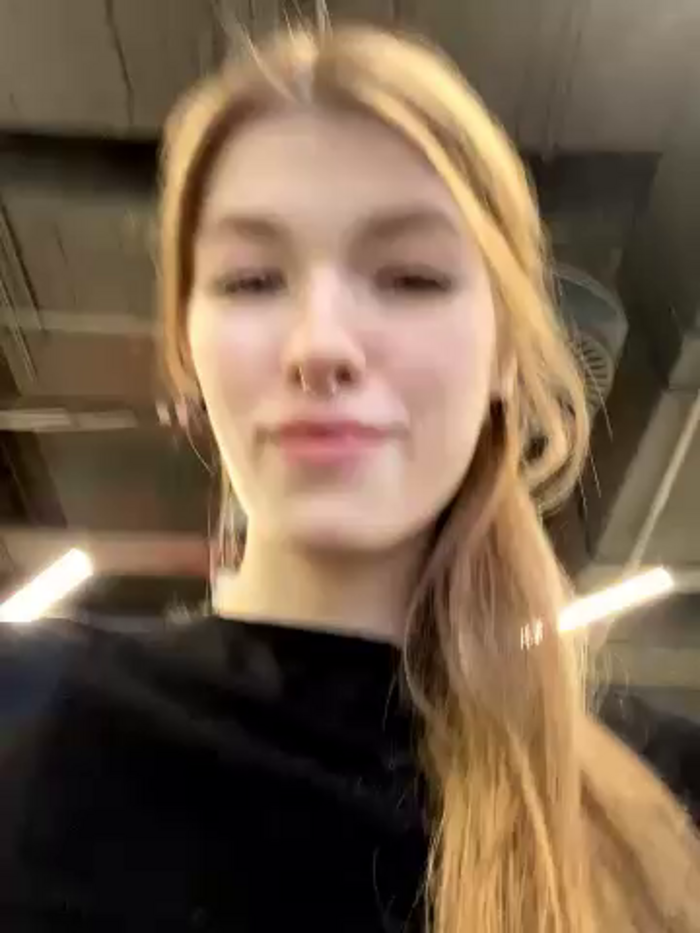 Your_Mia69