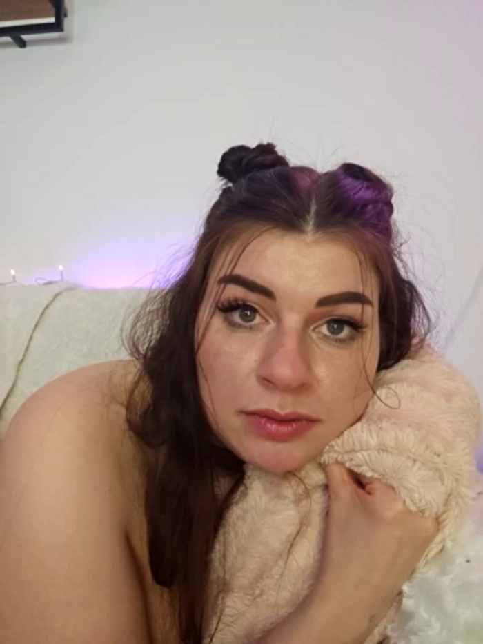 EllyNora