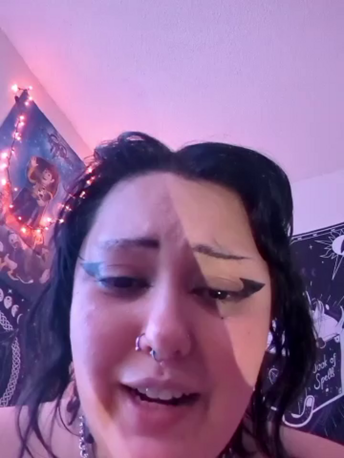 Cutegothcrybabyx