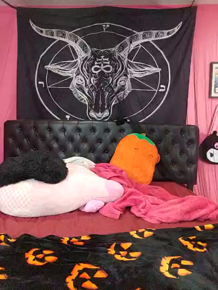 EVILYN