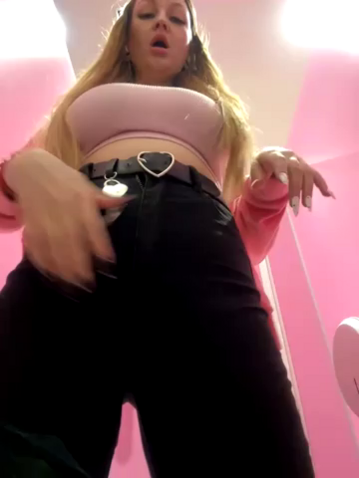 Teya_moon_