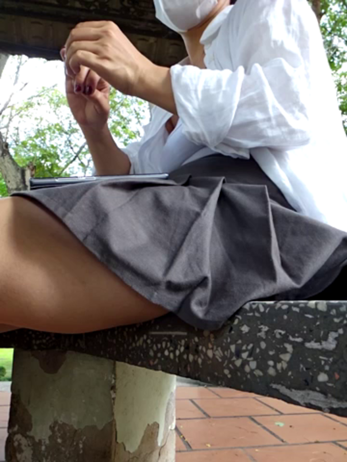lyna_bl