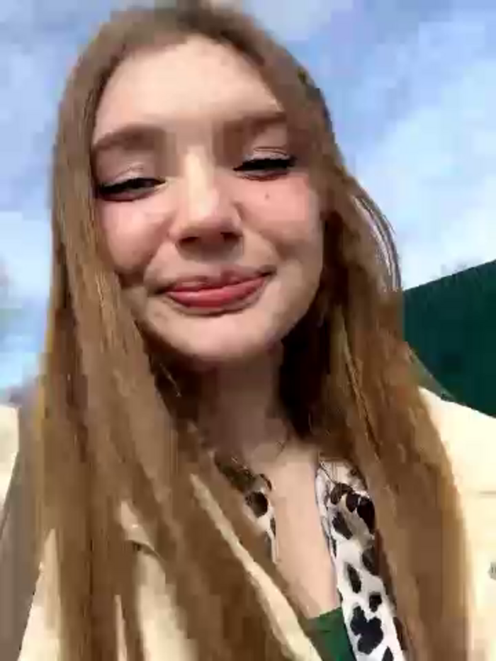 AmmyHot