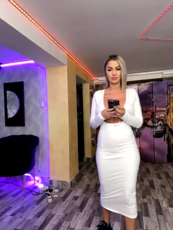 KirstieVegas