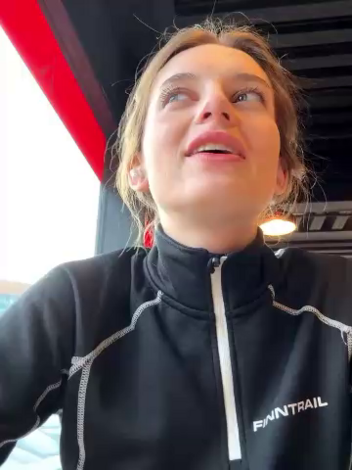 -AngelAri-