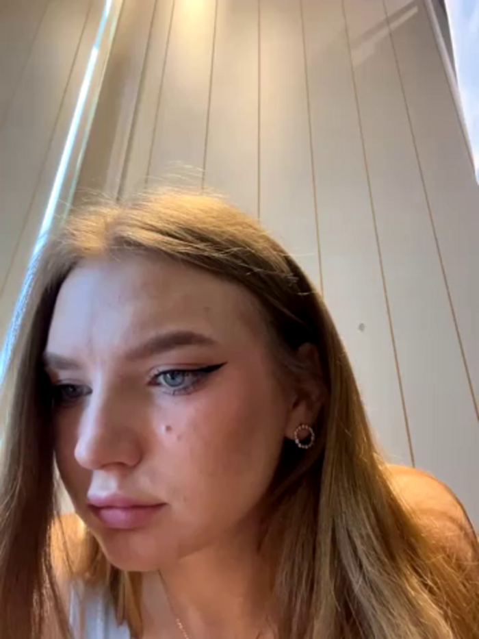 AmmyHot