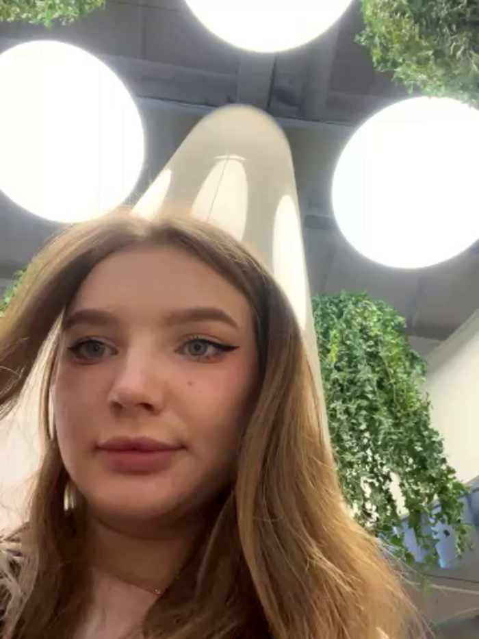 AmmyHot