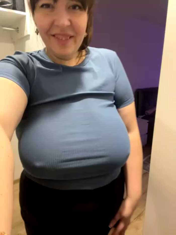 _hot_mommy_2