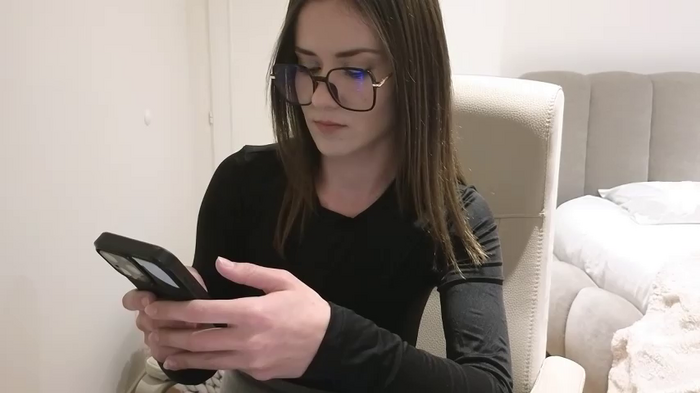 mina_sauvage