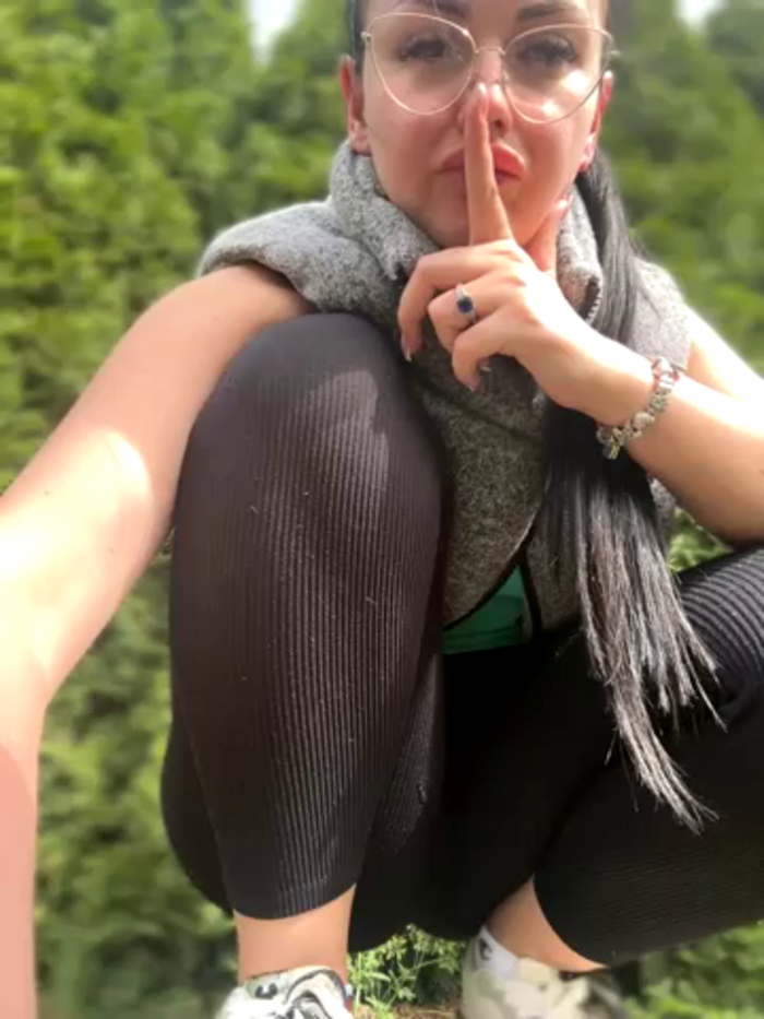 Young_hot_mom