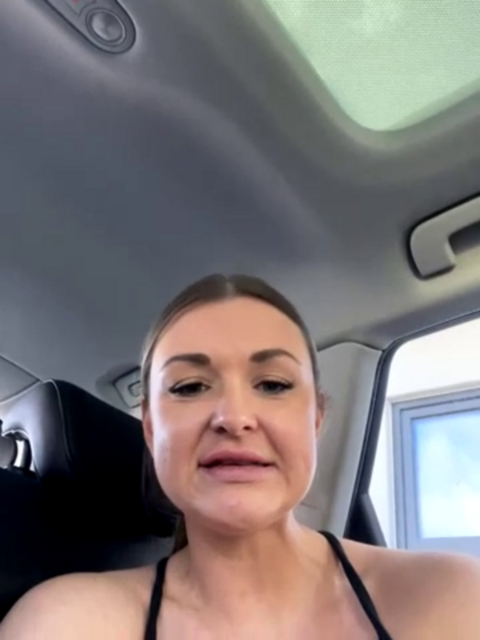 Bella-Tight