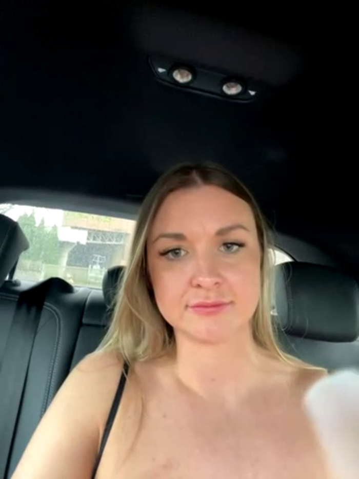 Bella-Tight