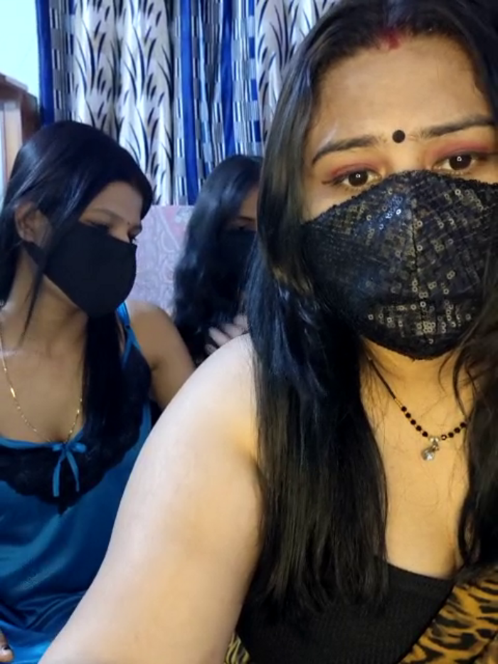 Indian_hotmilfs