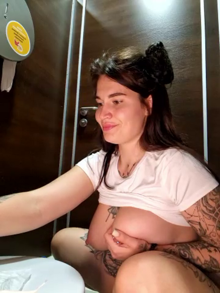 TattooGirlAlia
