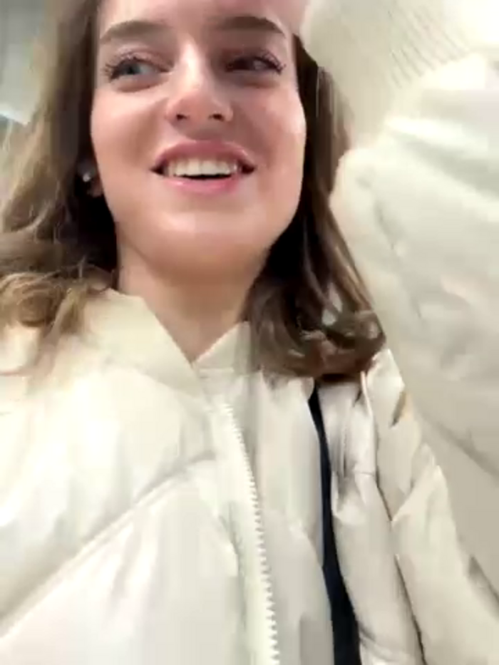 -AngelAri-