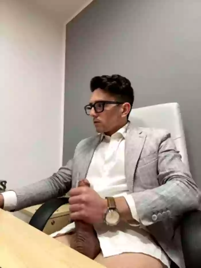 2024/04/04/stripchat-masterboss_-12-28-59
