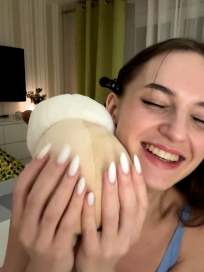 -AngelAri-