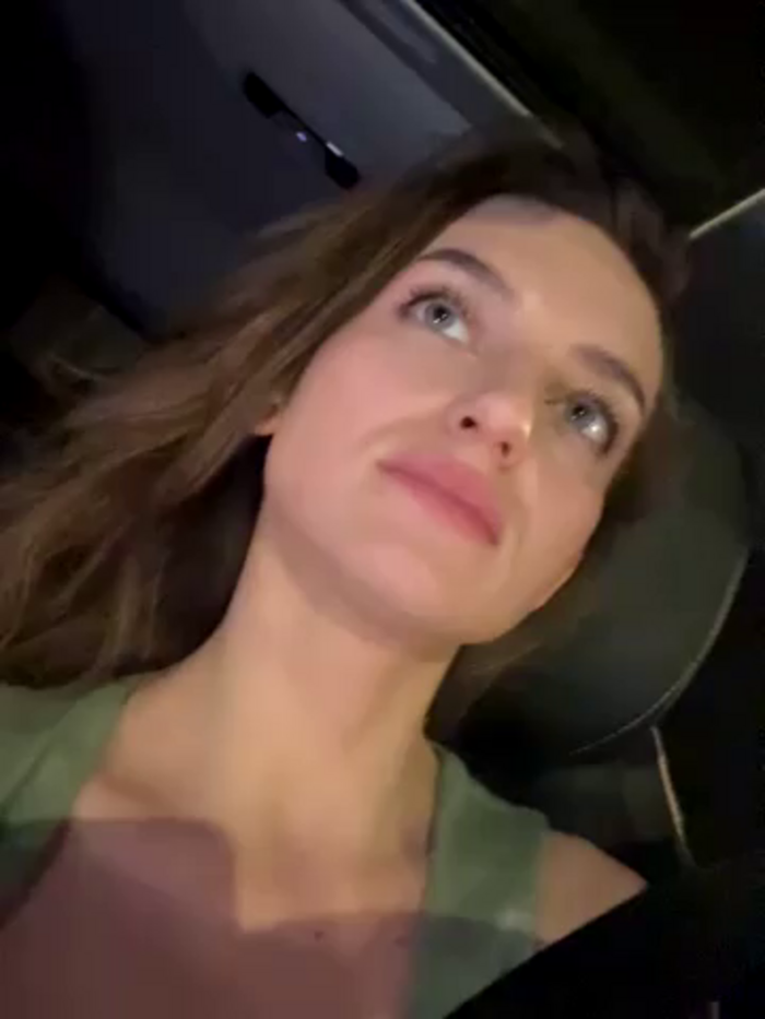 -AngelAri-
