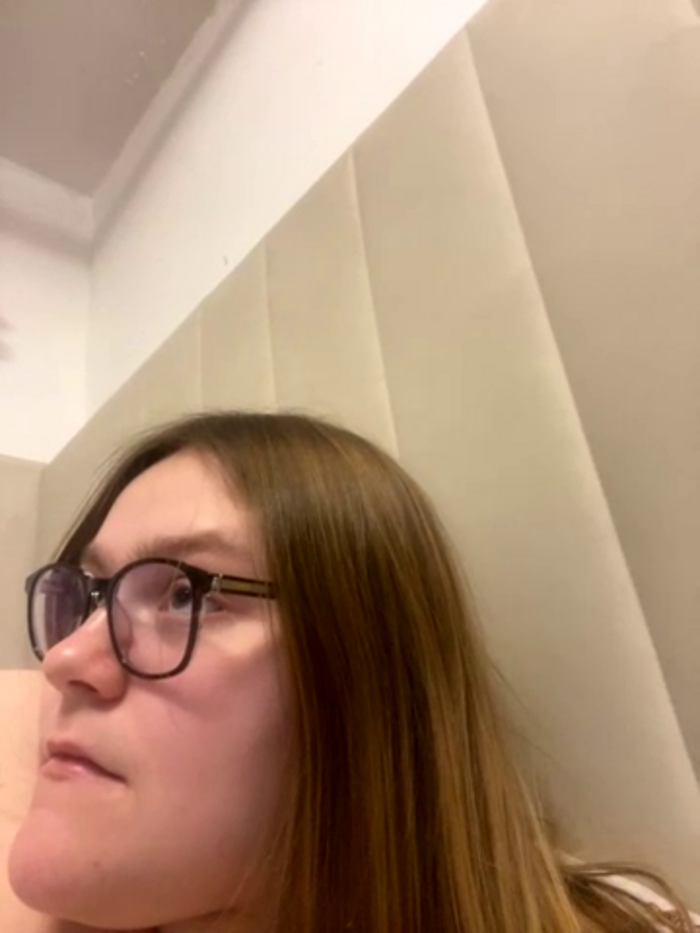 YoungHornyBritishGirl