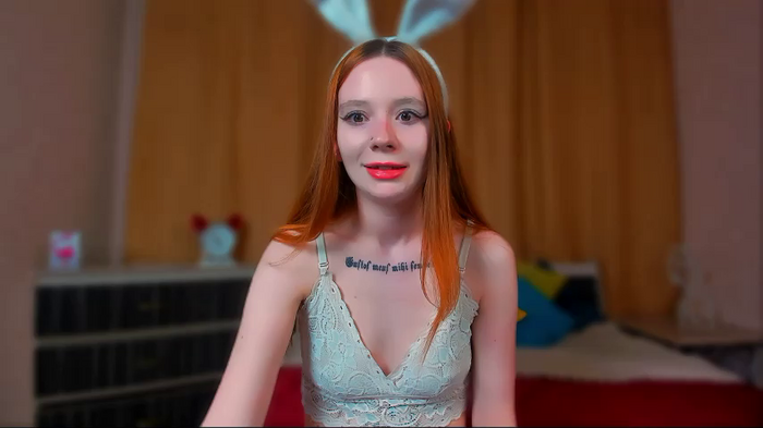 -LisaFoxyX