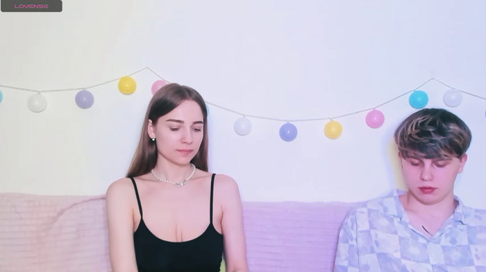 Emily_and_Ilumi