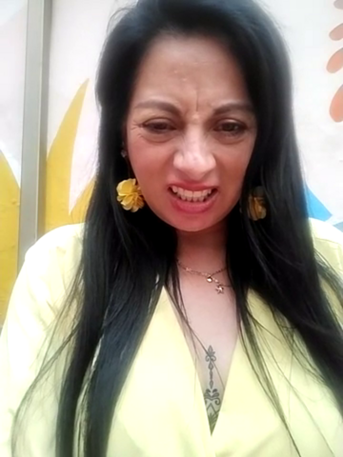 Violeta-Saenz