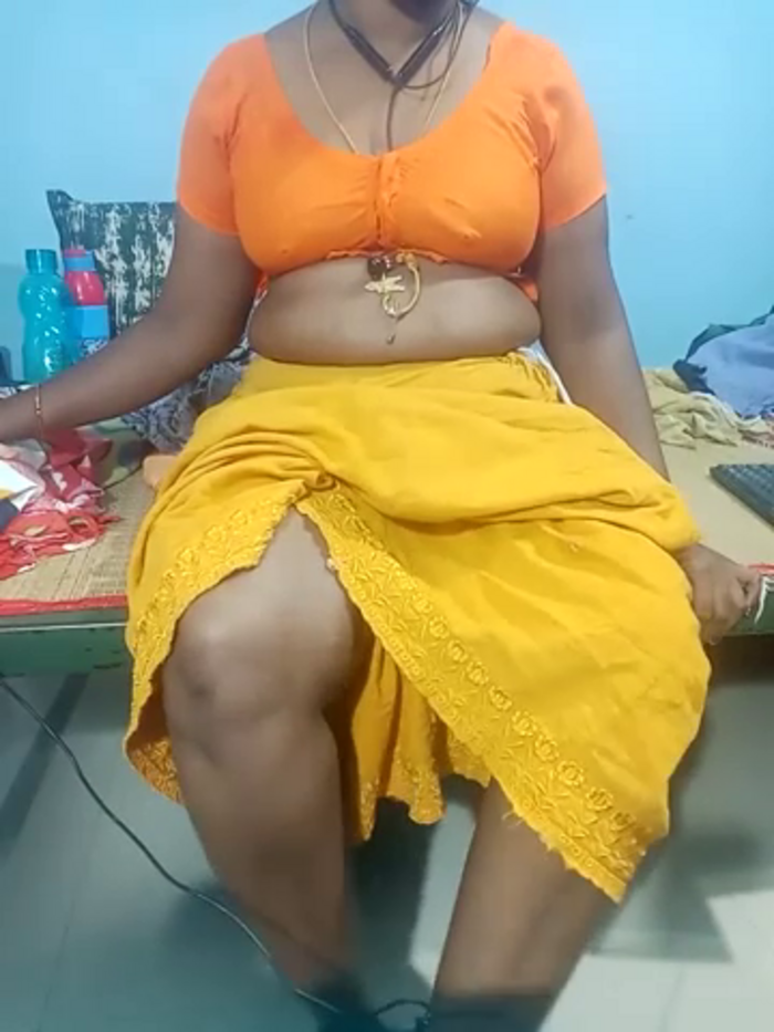 Tamil-hotwife
