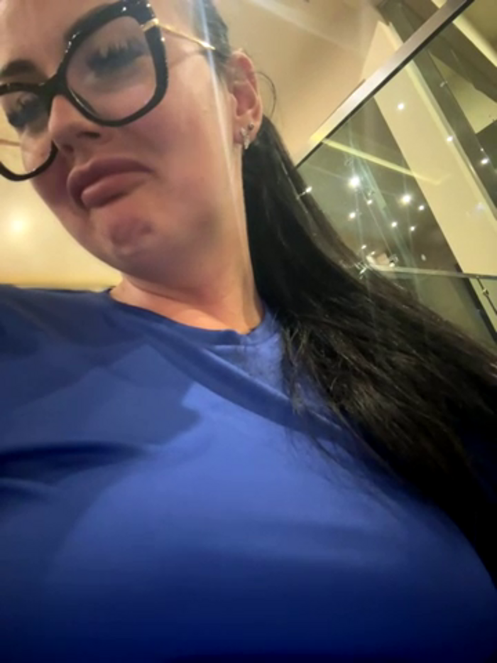 Young_hot_mom