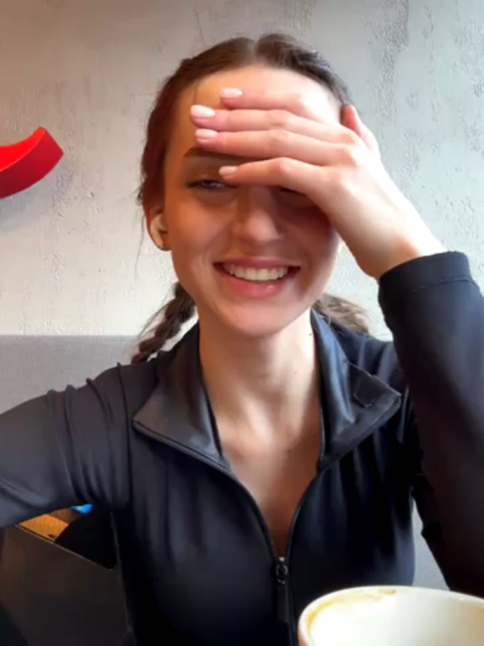 -AngelAri-
