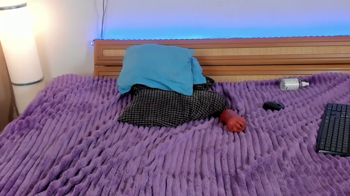 _BellaWhite