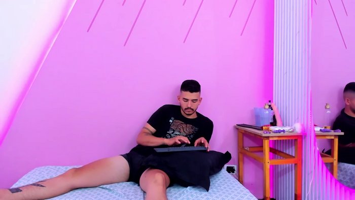 bella-black