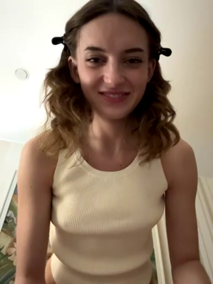 -AngelAri-