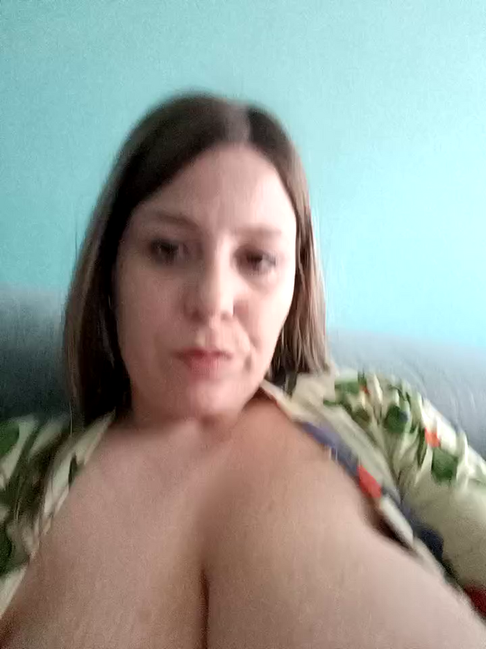 Emma96_hot