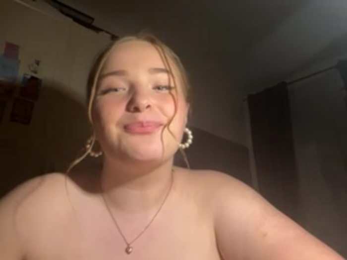 Sophiaaaksh
