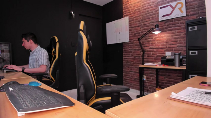 Office_Naughty_Girl