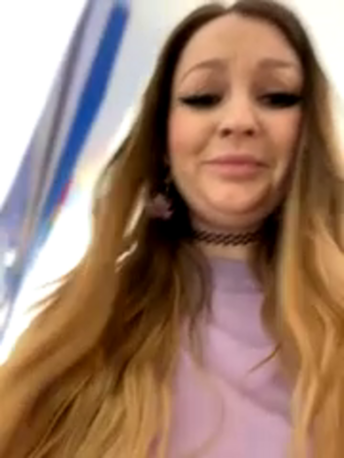Teya_moon_