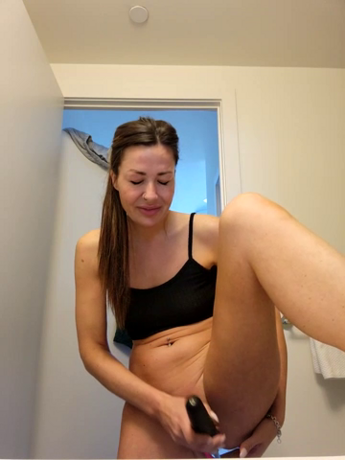 RebeccaXO_