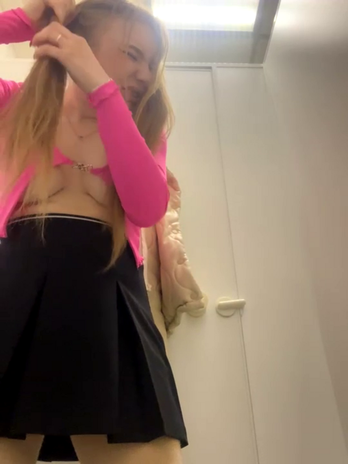 AmmyHot