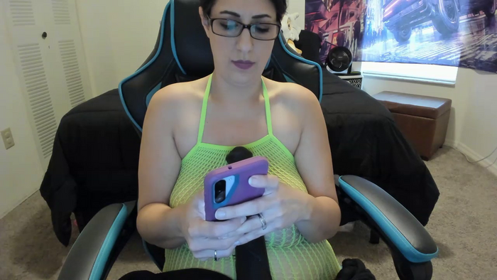 MasturbateMom