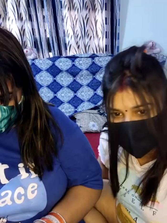 Indian_hotmilfs